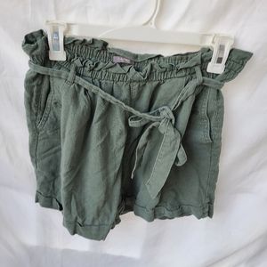 Lee tie wasit shorts olive size 4